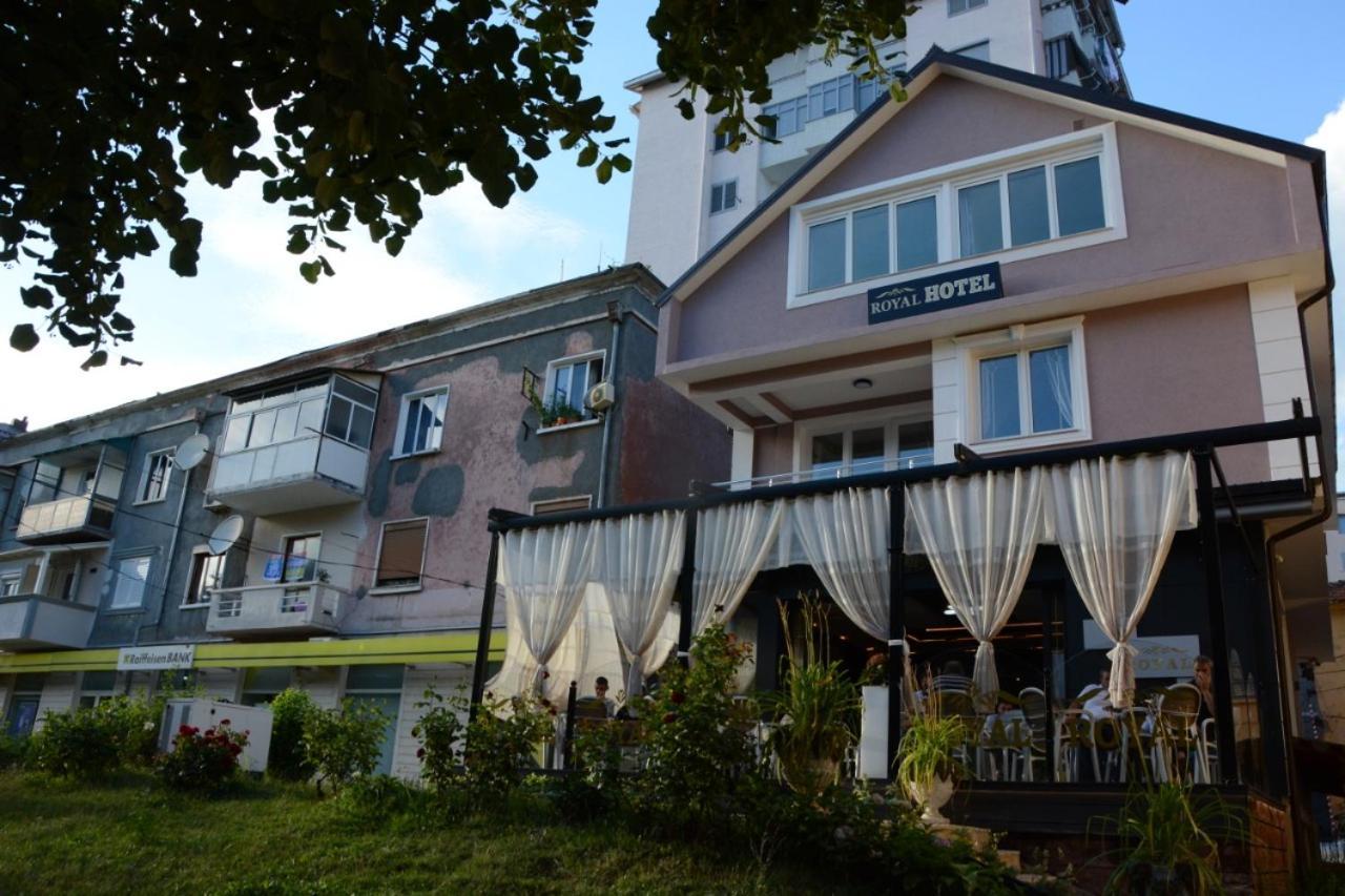 Royal Hotel Peshkopi Albania Exterior foto