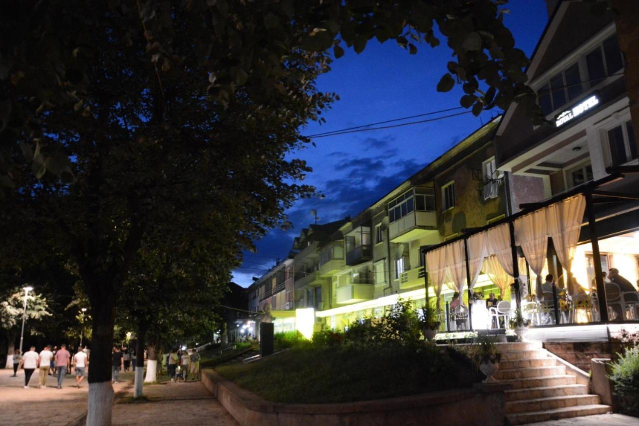 Royal Hotel Peshkopi Albania Exterior foto
