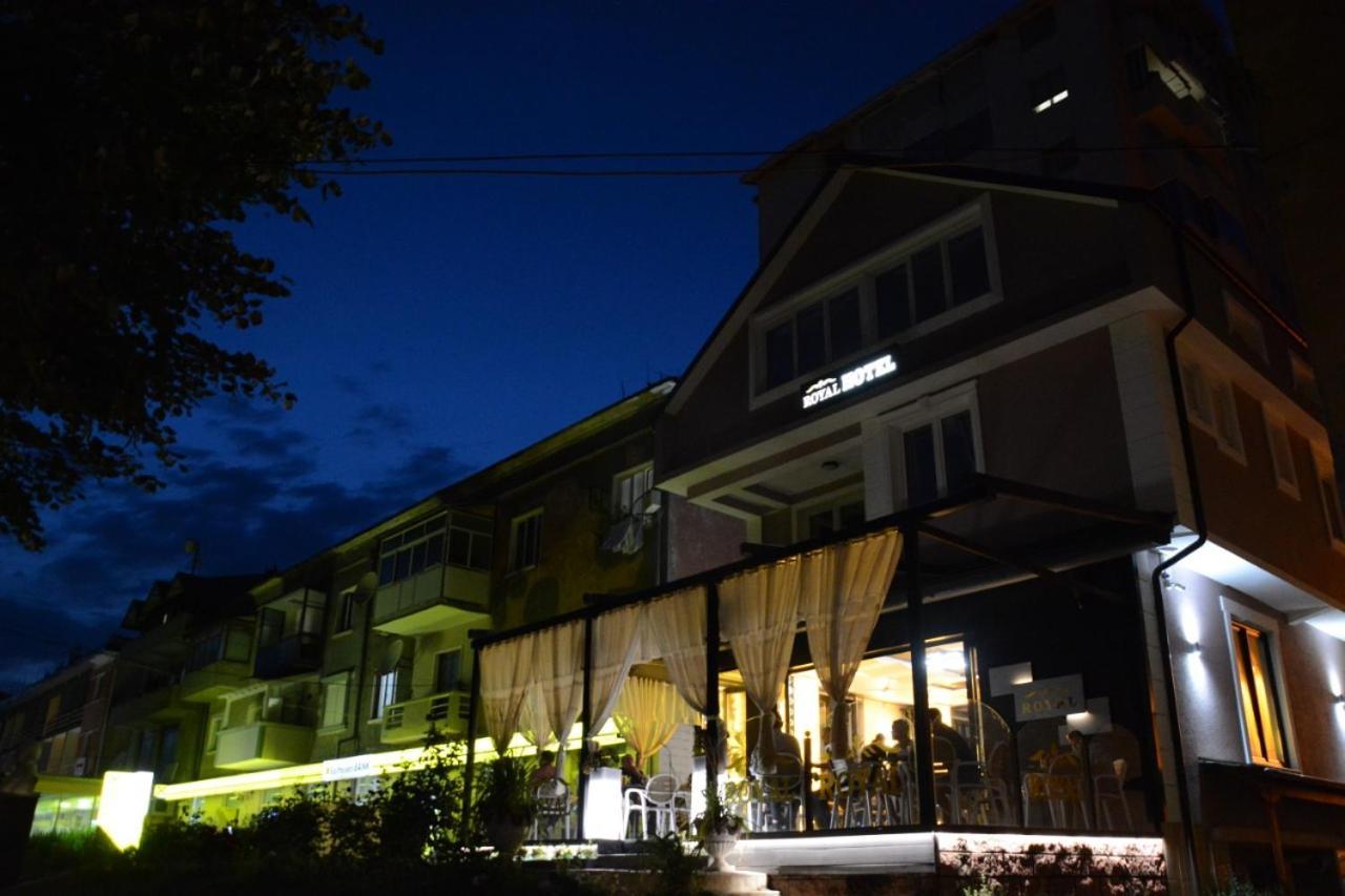 Royal Hotel Peshkopi Albania Exterior foto