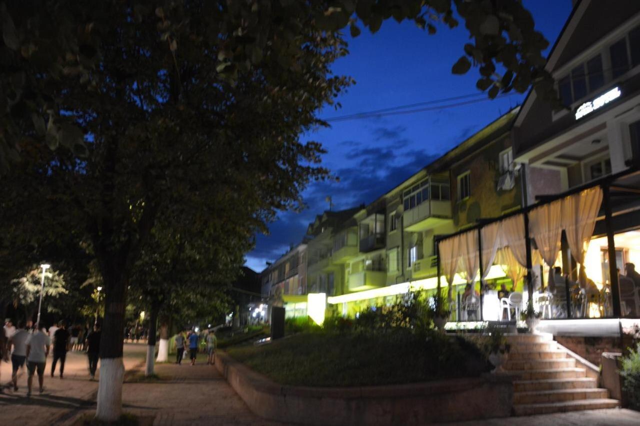Royal Hotel Peshkopi Albania Exterior foto